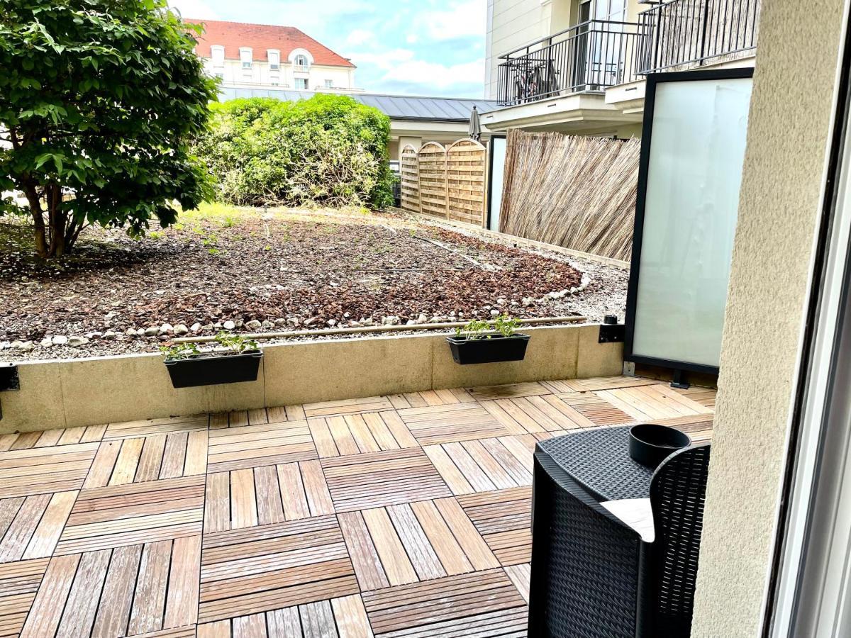 Studio Disneyland Paris 2 - Terrasse Bussy-Saint-Georges Bagian luar foto